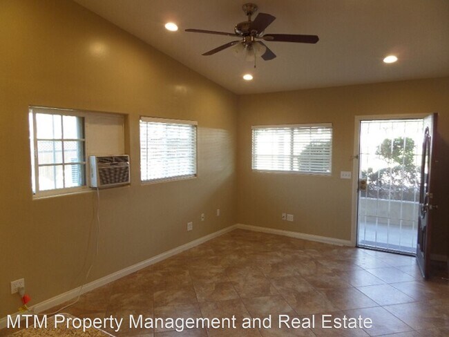 Foto del edificio - 3 br, 2 bath House - 3403 Helix St.