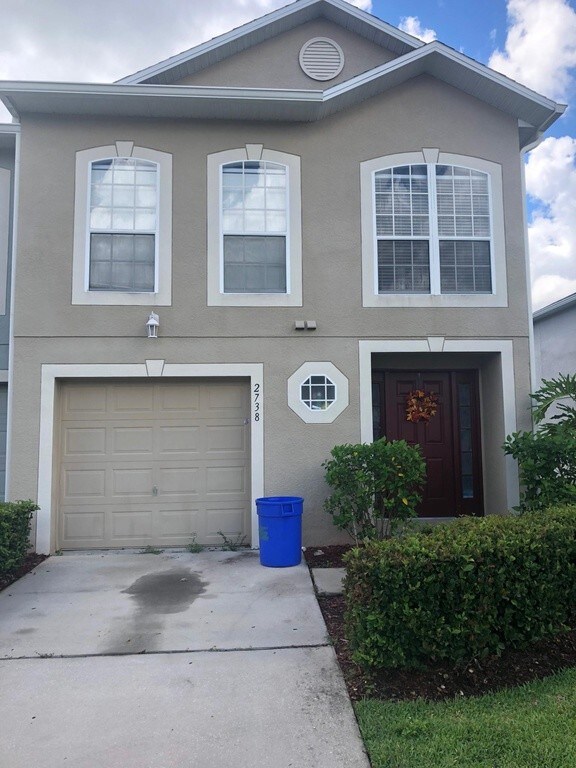 2738 Dodds Ln, Kissimmee, FL 34743 Townhome Rentals in Kissimmee FL