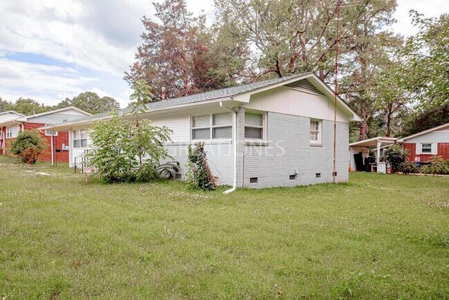 Foto del edificio - 537 Hemingway St