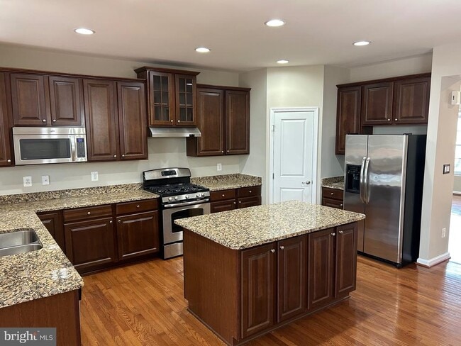 Foto del edificio - 45901 Peach Oak Terrace