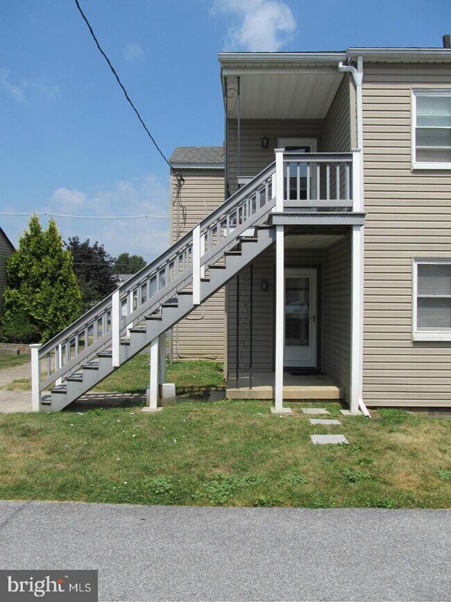 Foto del edificio - 922 Stouffer Ave