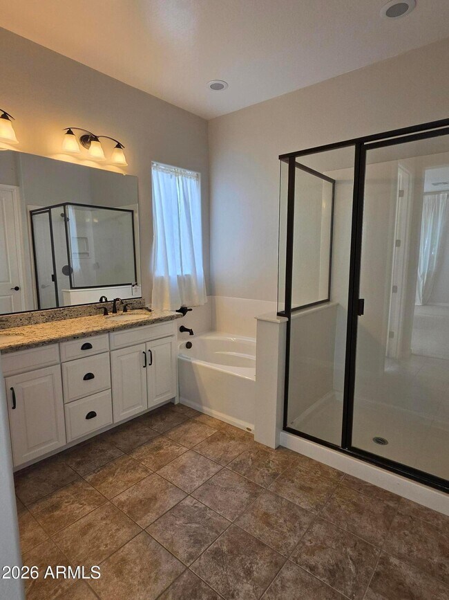 Foto del edificio - 10215 E Stealth Ave