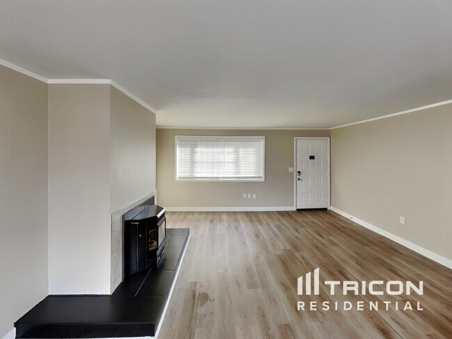 Foto del edificio - 13806 NE 49th St