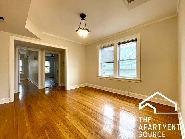 Foto del edificio - 2839 W Nelson St