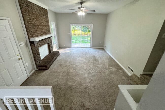 Building Photo - 321 Nugget Ct