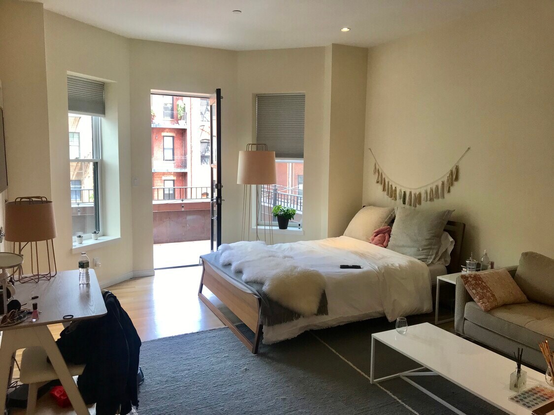 Foto principal - 209 Newbury St