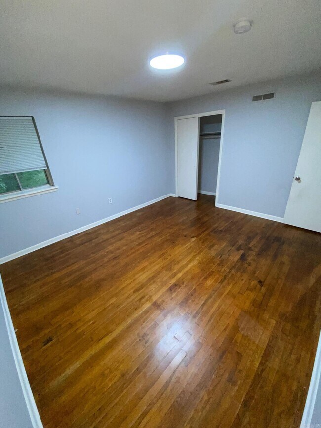 Foto del edificio - 7111 W 43rd St