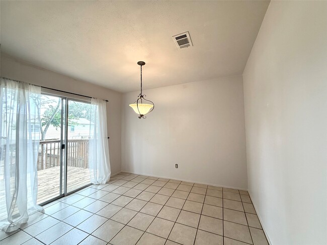 Foto del edificio - 2334 Trailing Vine Rd