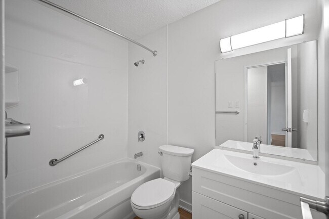 Photo du bâtiment - 855/857/859 James Street