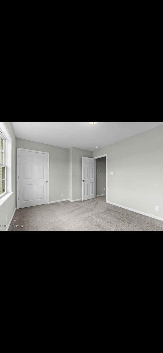 Building Photo - 413 Caldwell Loop