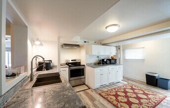 Building Photo - 332 S 1100 E