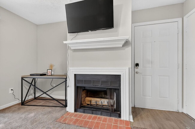 Building Photo - 50 Northtown Dr