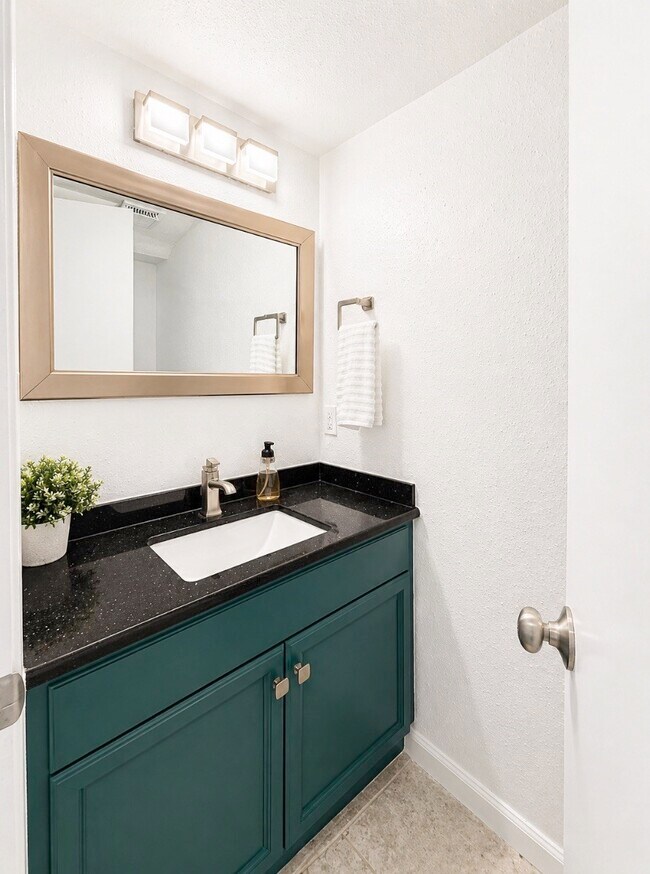 Foto del edificio - 11710 Southlake Dr