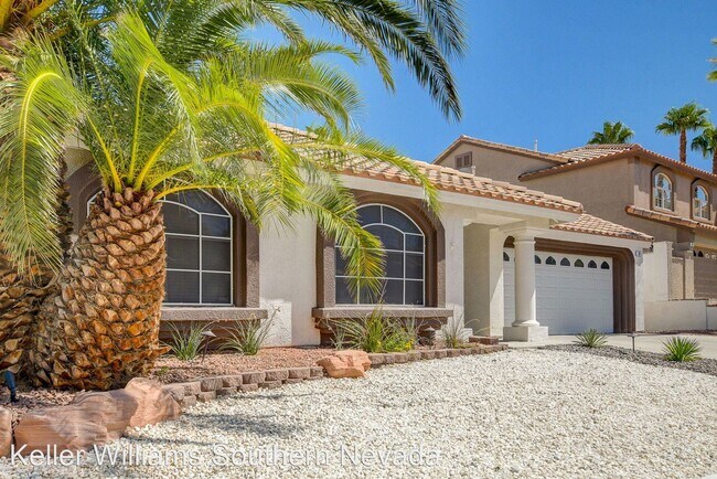 Foto del edificio - 3 br, 2 bath House - 8 RED FAWN CT.