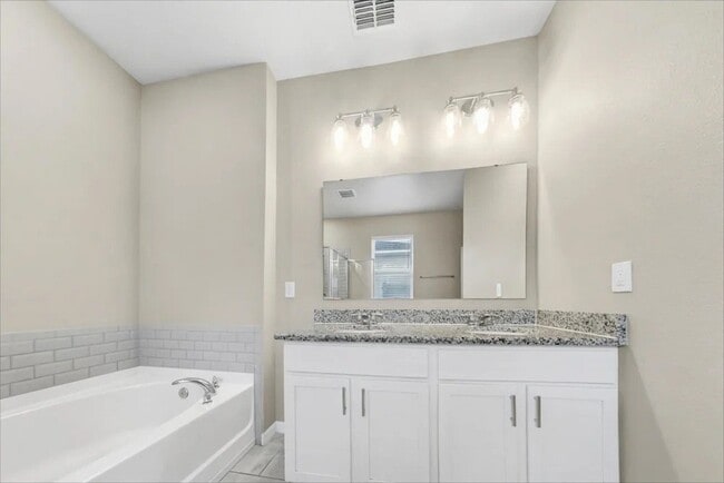 Building Photo - 14237 Seranoa Dr