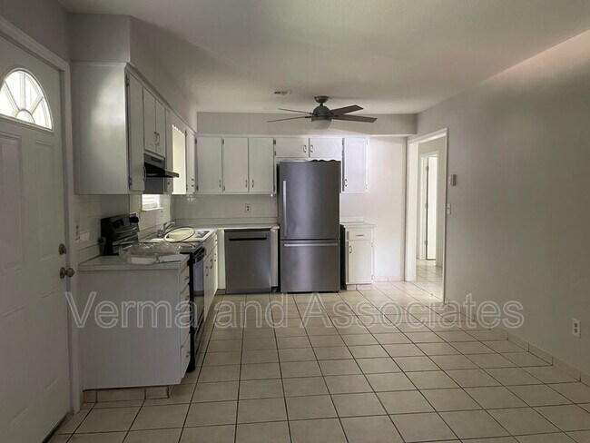 Foto del edificio - 607 SE 10th St