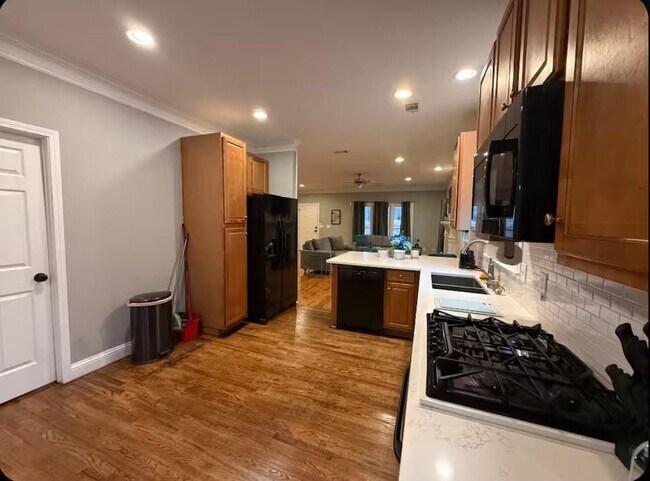 Foto del edificio - 1032 Lena St NW