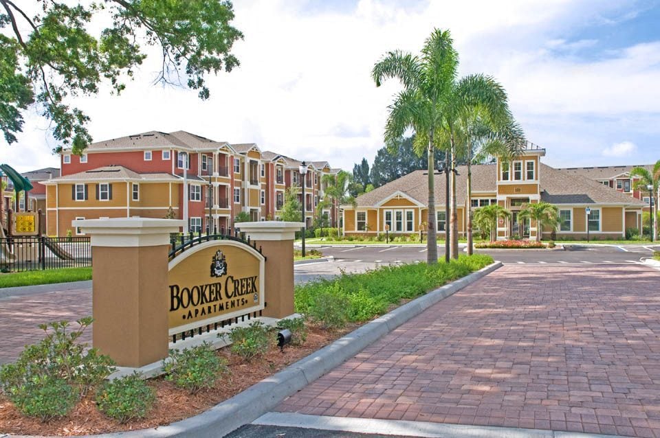 Booker Creek Apartments - 2468 13th Ave N Saint Petersburg, FL