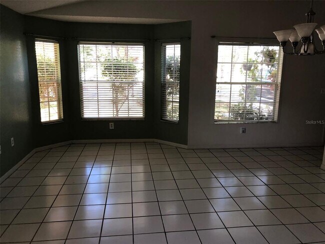 Building Photo - 5116 Plantation Dr
