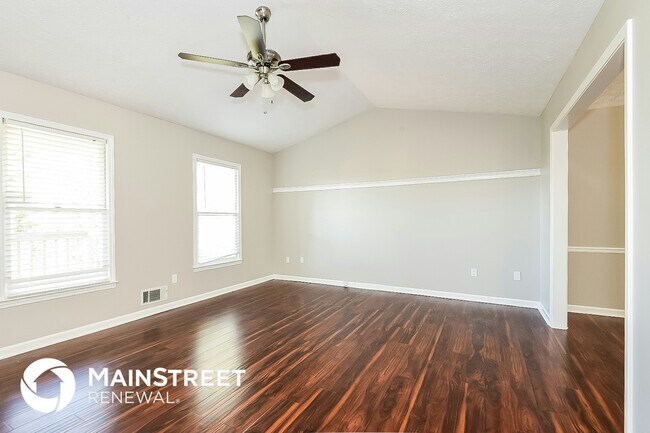 Building Photo - 16 Fairfield Way SW