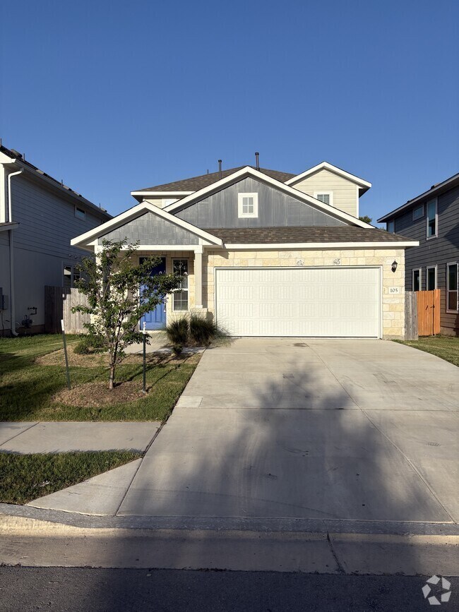 Building Photo - 105 Stone Cyn Dr