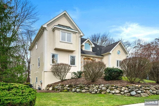 Foto principal - 5 Woods Edge Rd