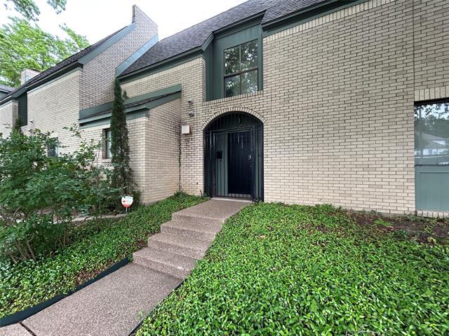 Foto del edificio - 2641 McCart Ave