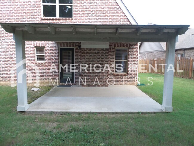 Foto del edificio - Home in Hoover!!! COMING SOON!