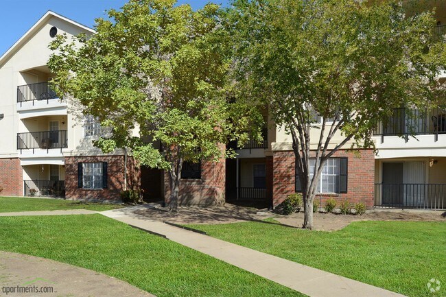 Valley Trails Apartments Irving, TX