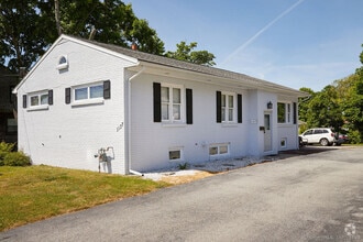 Building Photo - 1137 Ocean Ave
