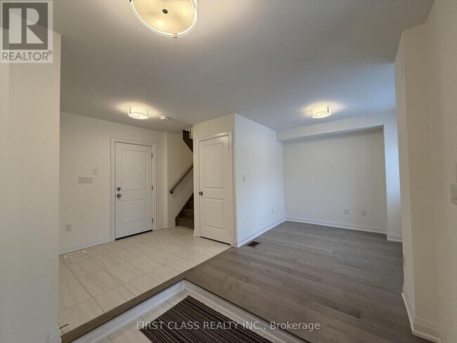 Photo du bâtiment - 28 Gardeners Ln