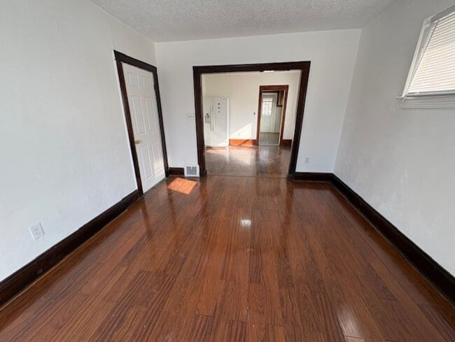 Building Photo - 3973-3975 E 123rd St Cleveland Oh 44105 MFH2 .T2