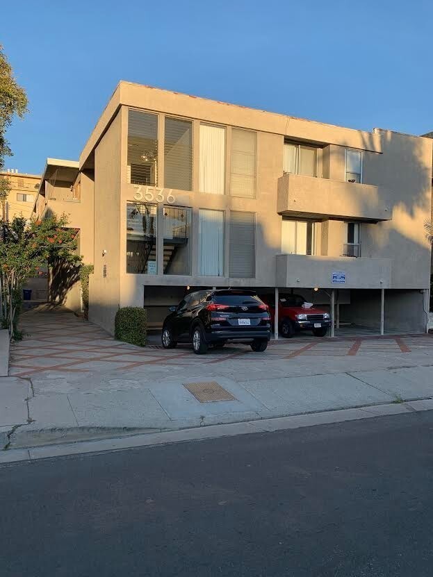 Building Photo - 3536 Hughes Ave