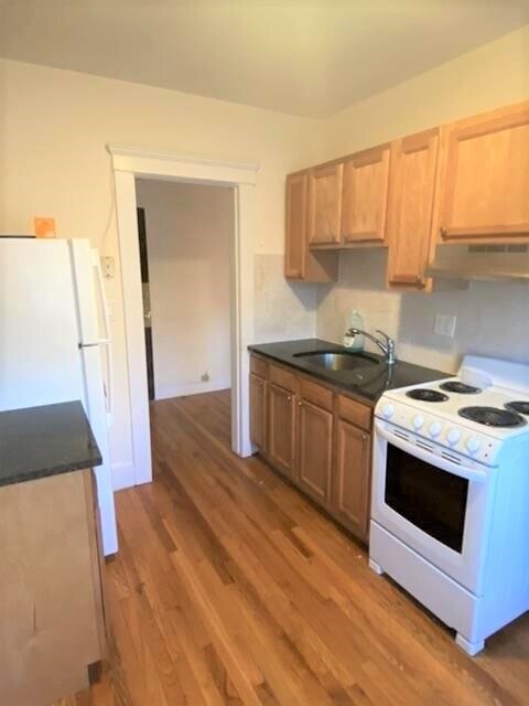 Foto del edificio - 95 Washington St