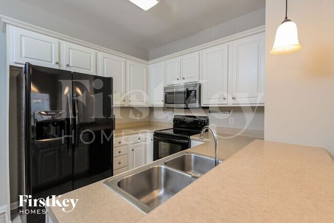 Foto del edificio - 205 Windstone Pkwy