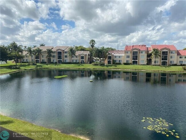 Foto del edificio - 2081 Renaissance Blvd