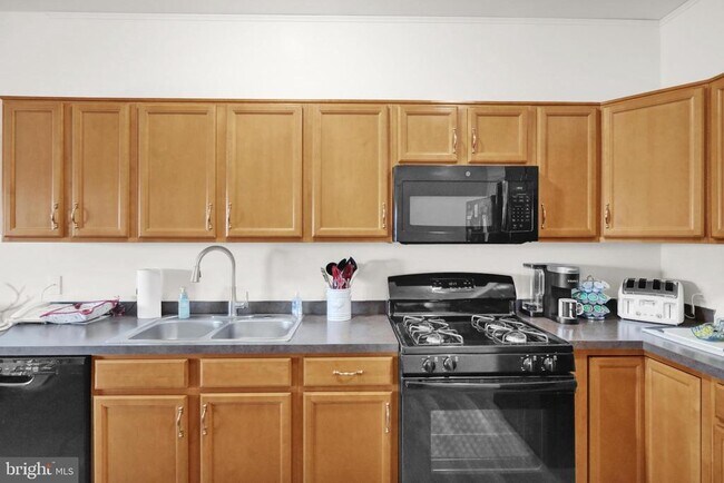 Foto del edificio - 113 Legacy Blvd