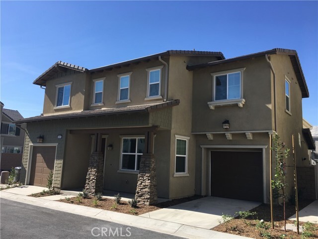Foto principal - 6996 Avignon Dr