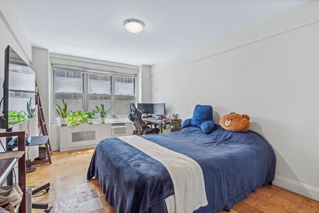 Foto del edificio - 141 E 55th St