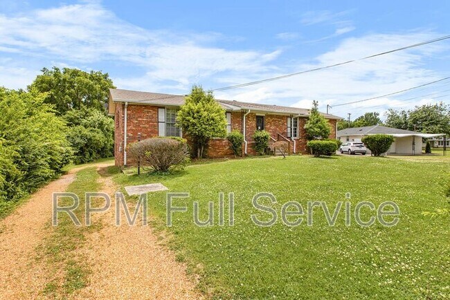 Foto del edificio - 3127 Larkspur Dr