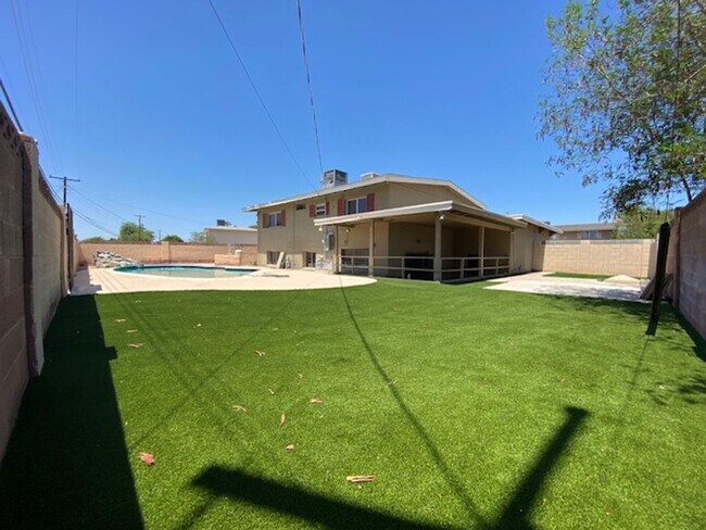 Building Photo - Great home in best ASU student neighborhood around campus