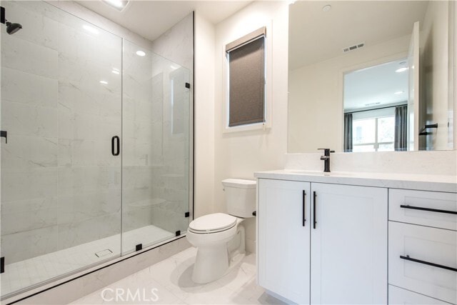 Building Photo - 150 Somera