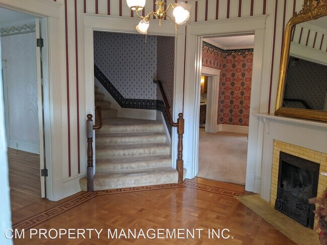 Building Photo - 4 br, 4 bath House - 130 Hernandez Ave