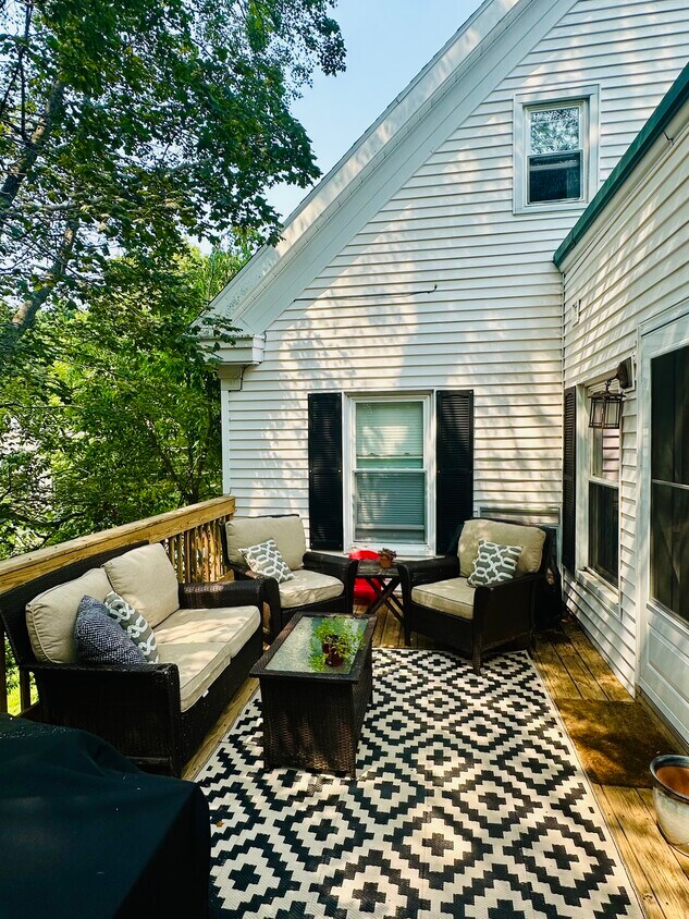 Foto principal - 28 Waverly St
