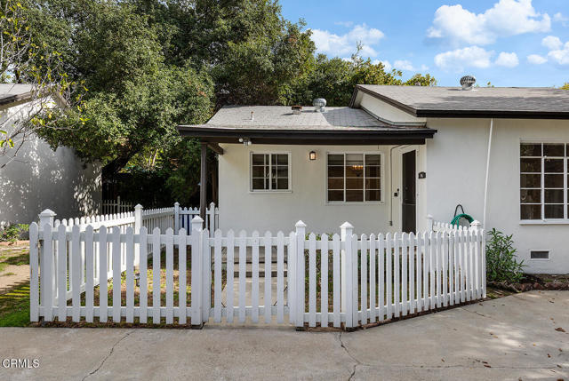 Foto del edificio - 1070 E Woodbury Rd