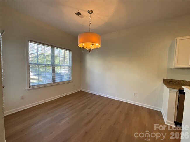 Building Photo - 7809 Lennoxshire Rd