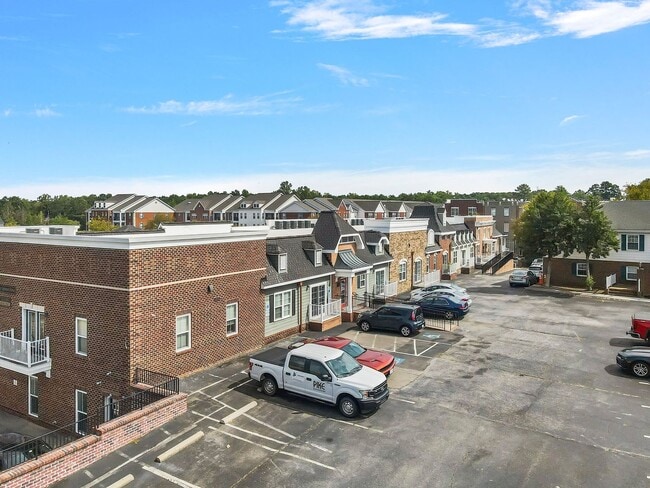 Building Photo - The Fountain Square Apartments