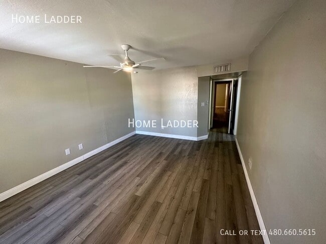 Building Photo - 2145 E Sanos Dr
