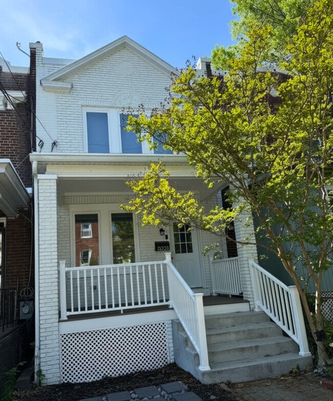 Building Photo - 5326 9th St NW