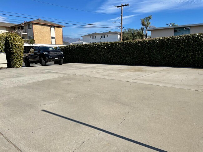 Building Photo - 6595 Segovia Rd